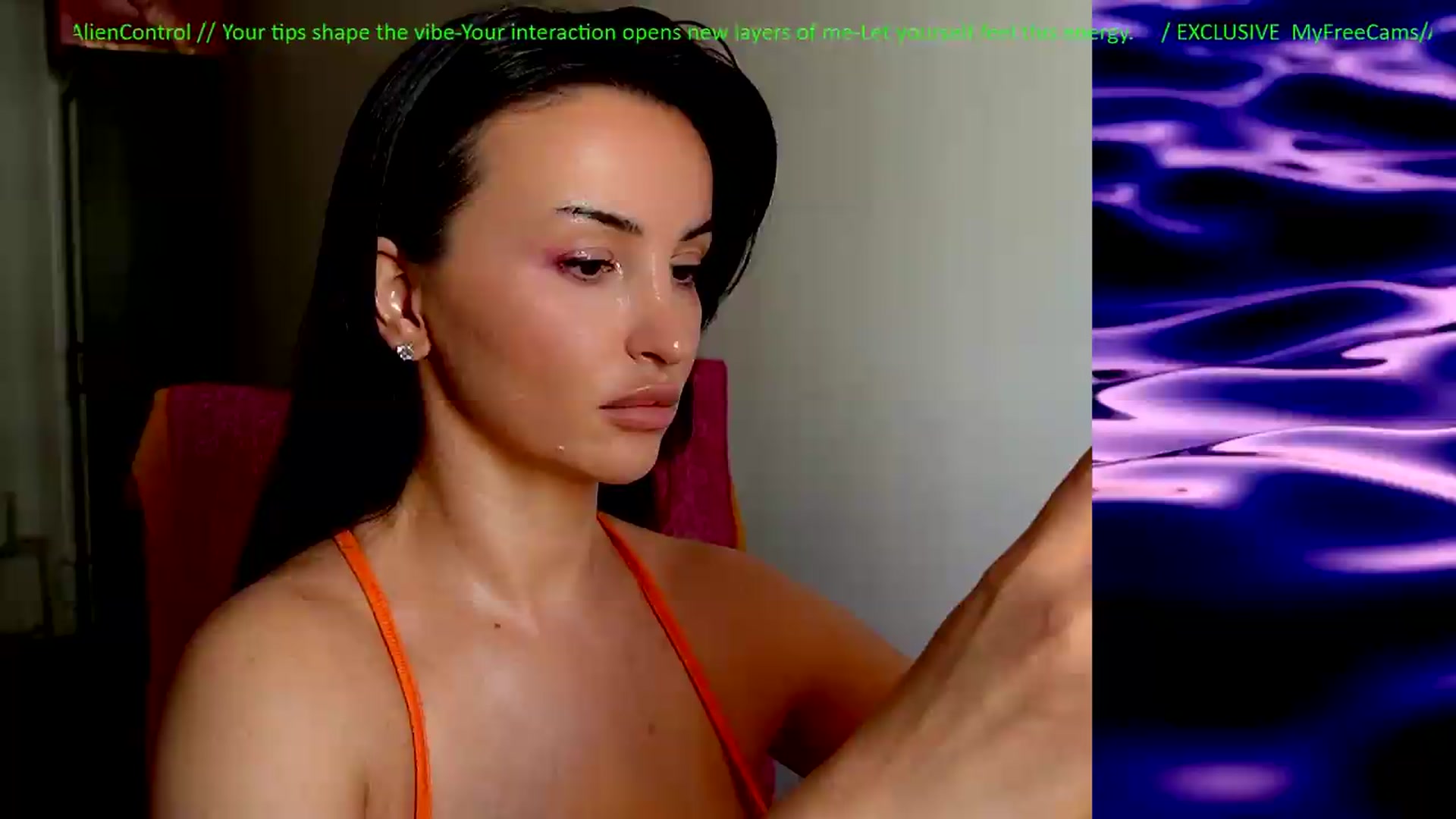 Gallery image thumbnail from AlienControl's myfreecams stream on, 08/05/2026, 11:50 image 6 of 20