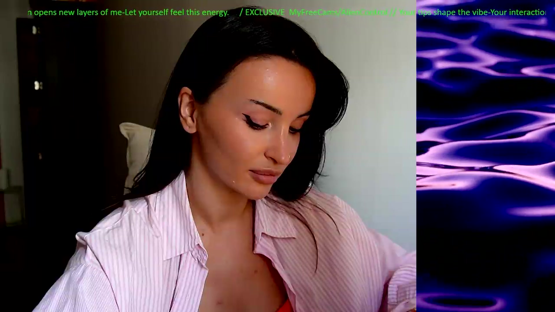 Gallery image thumbnail from AlienControl's myfreecams stream on, 08/06/2026, 14:28 image 3 of 20
