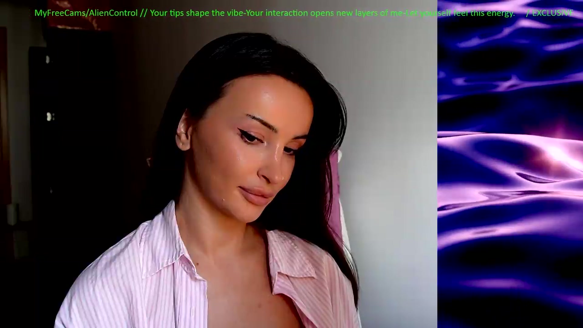 Gallery image thumbnail from AlienControl's myfreecams stream on, 08/06/2026, 14:28 image 11 of 20