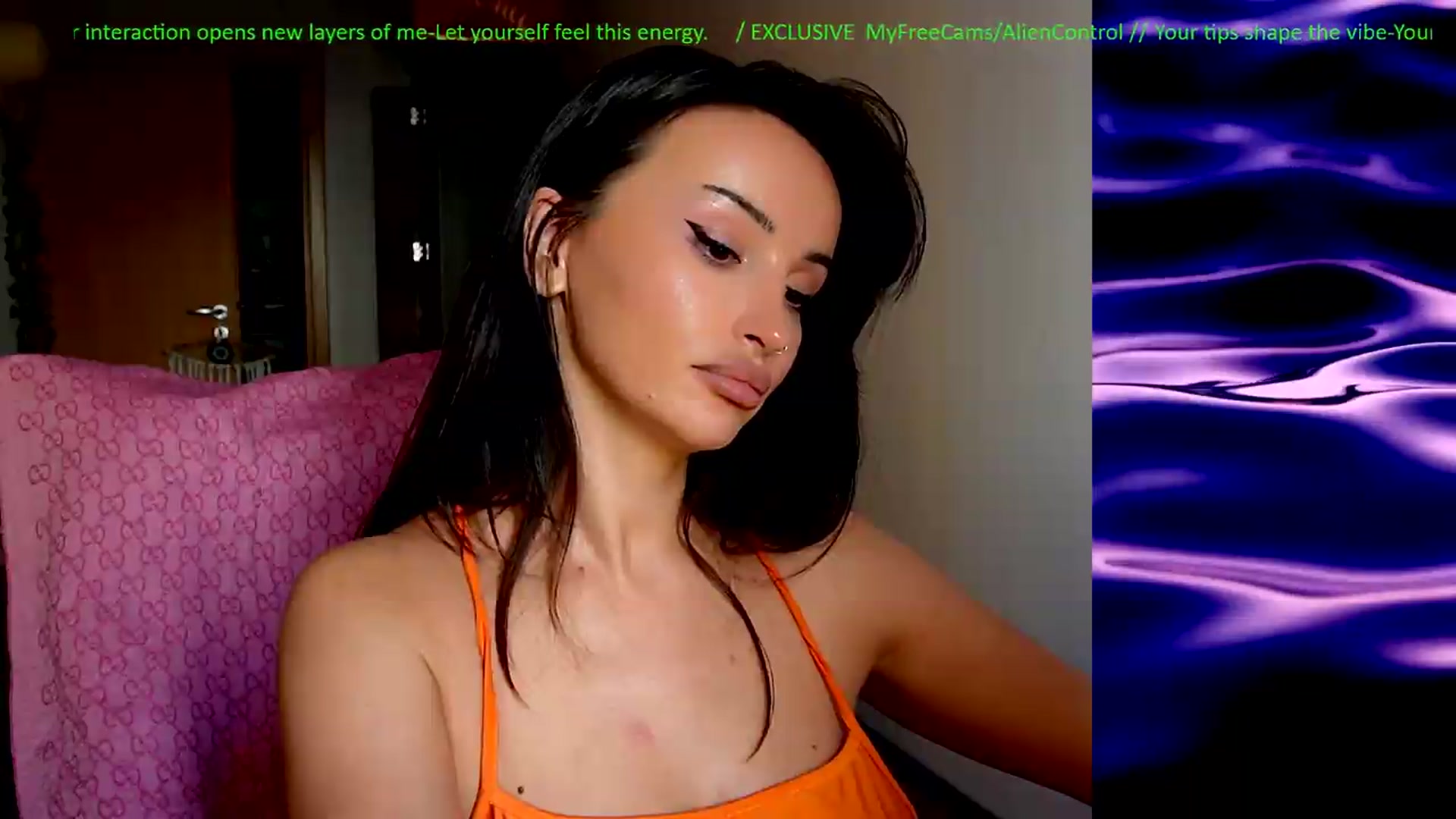 Gallery image thumbnail from AlienControl's myfreecams stream on, 08/06/2026, 14:28 image 18 of 20