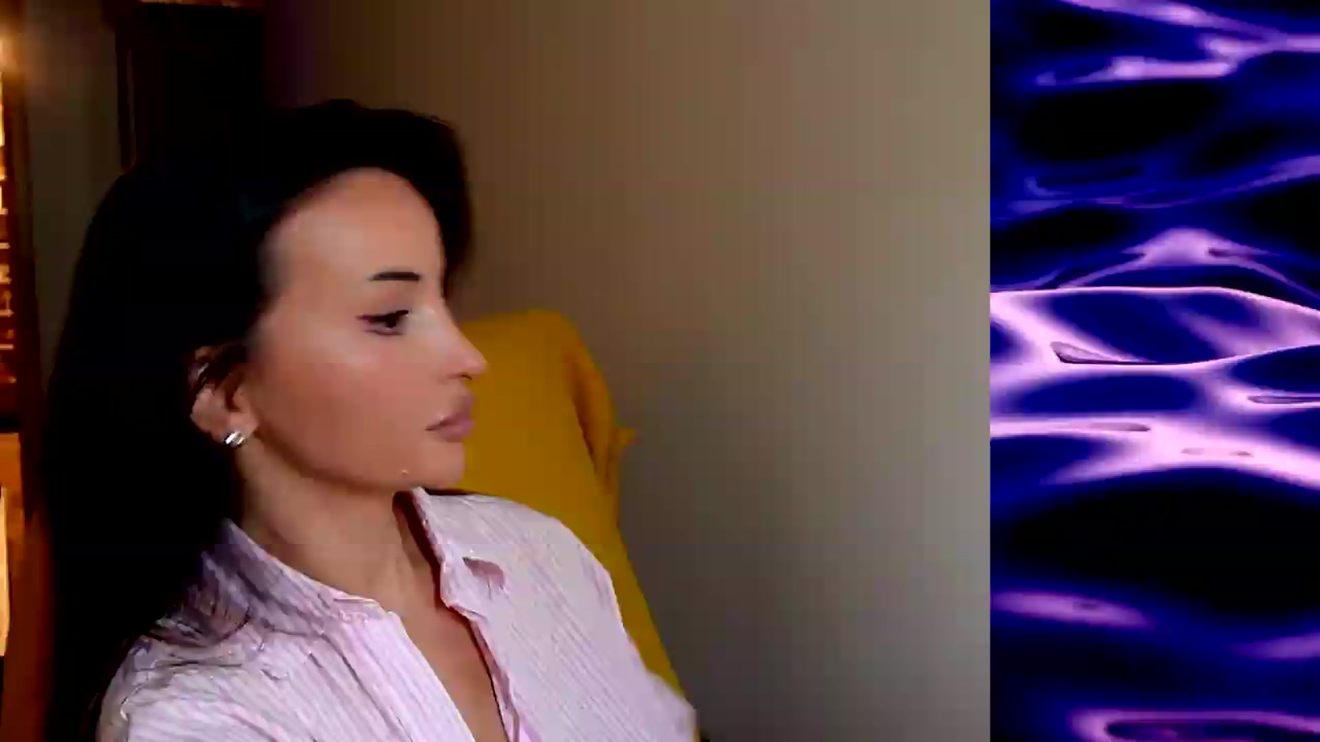 Gallery image thumbnail from AlienControl's myfreecams stream on, 08/09/2026, 10:12 image 6 of 20