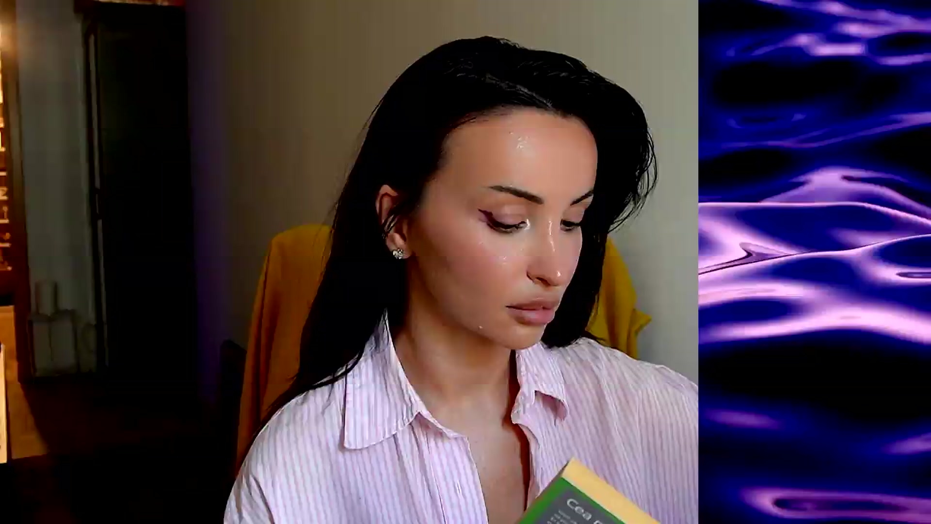 Gallery image thumbnail from AlienControl's myfreecams stream on, 08/09/2026, 10:12 image 17 of 20