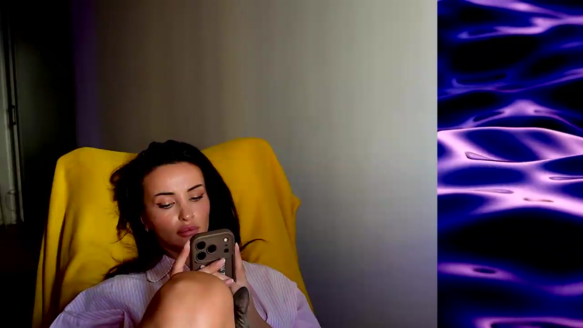 Gallery image thumbnail from AlienControl's myfreecams stream on, 08/09/2026, 14:32 image 13 of 20