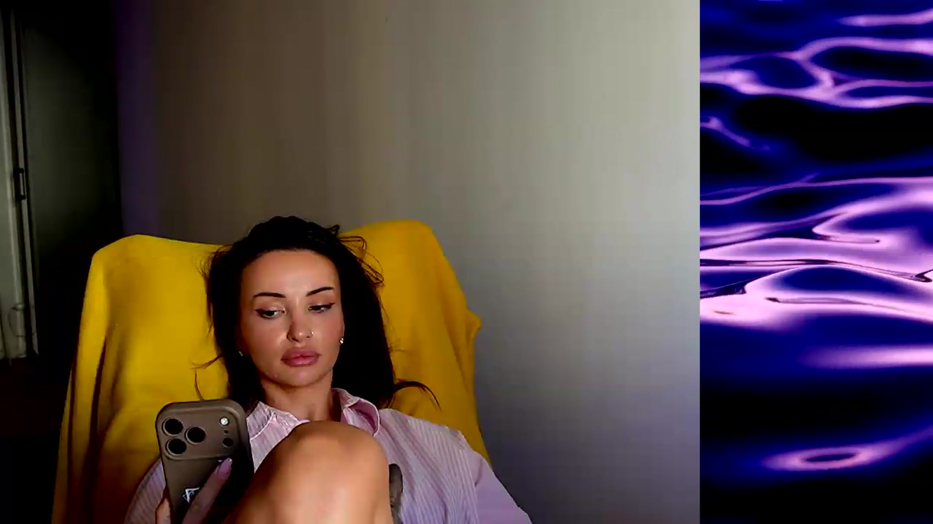 Gallery image thumbnail from AlienControl's myfreecams stream on, 08/09/2026, 14:32 image 11 of 20