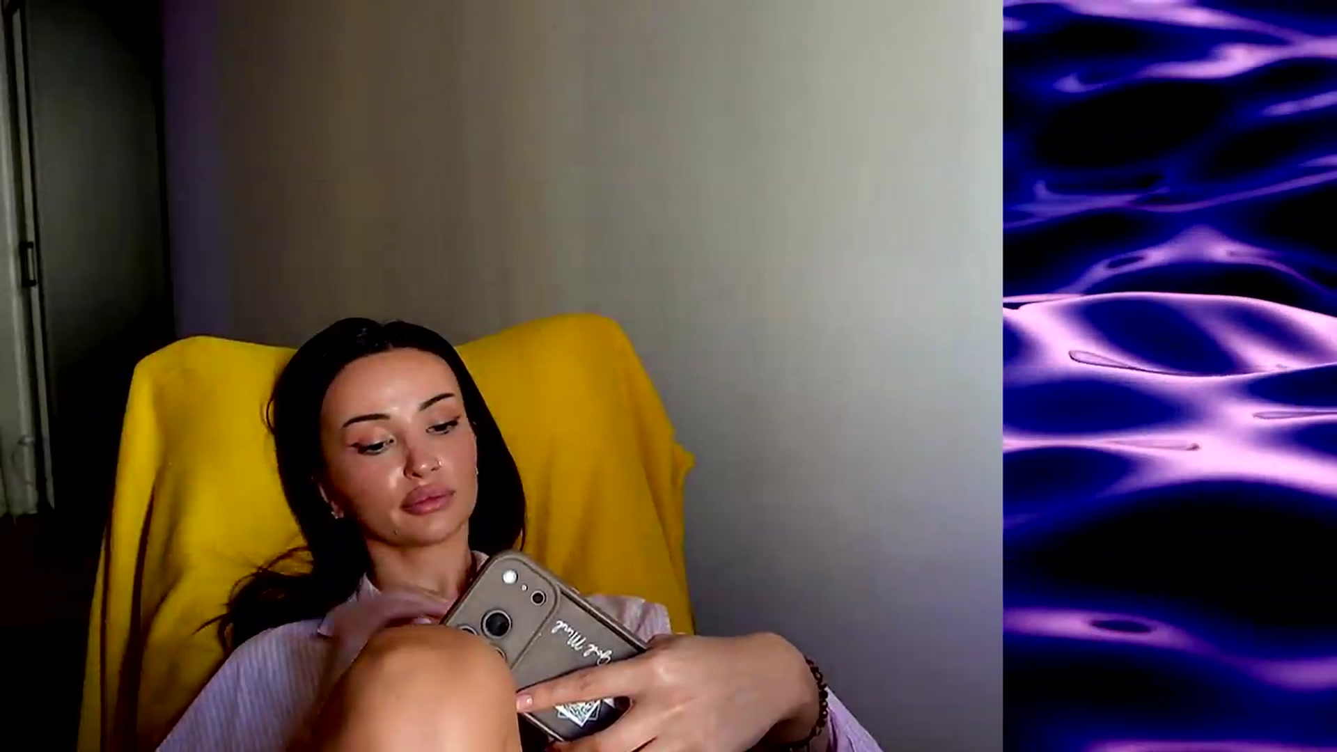 Gallery image thumbnail from AlienControl's myfreecams stream on, 08/09/2026, 14:32 image 8 of 20