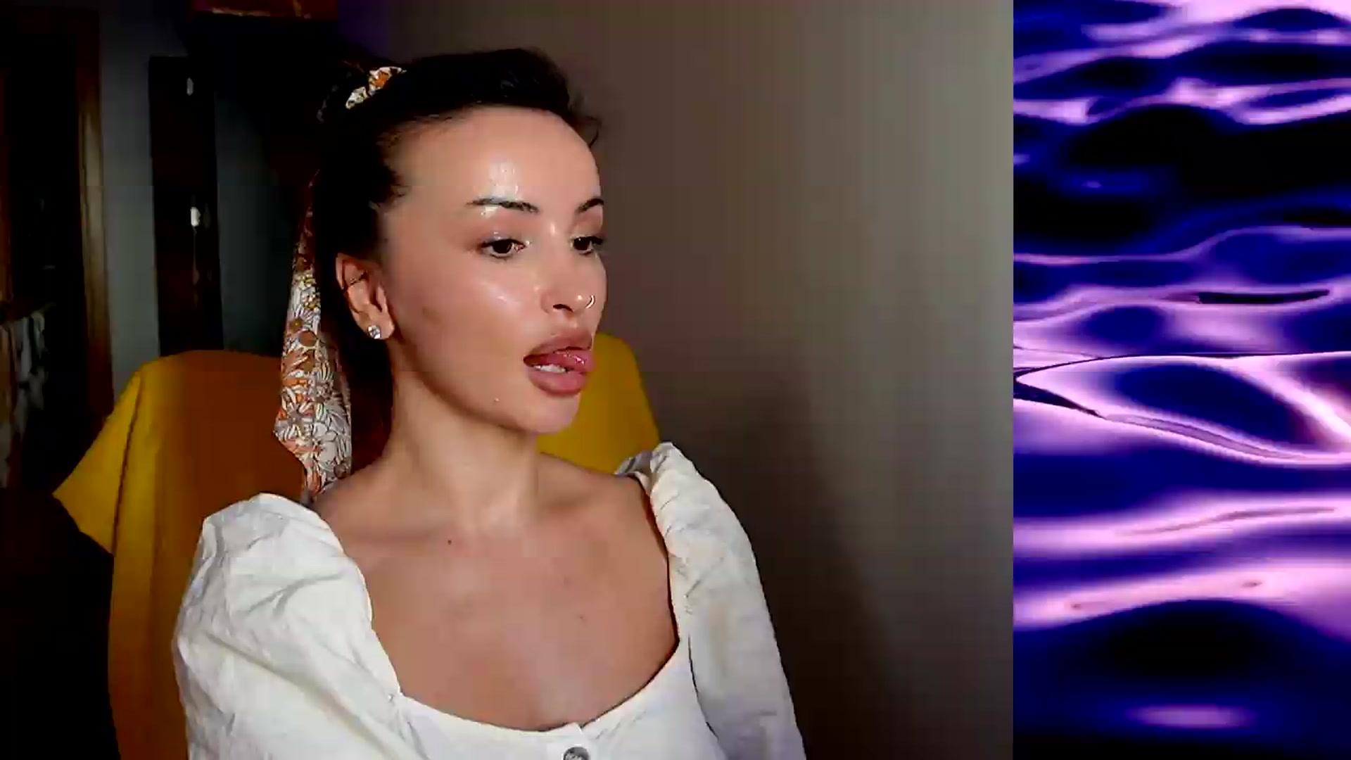 Gallery image thumbnail from AlienControl's myfreecams stream on, 08/11/2026, 14:03 image 16 of 20