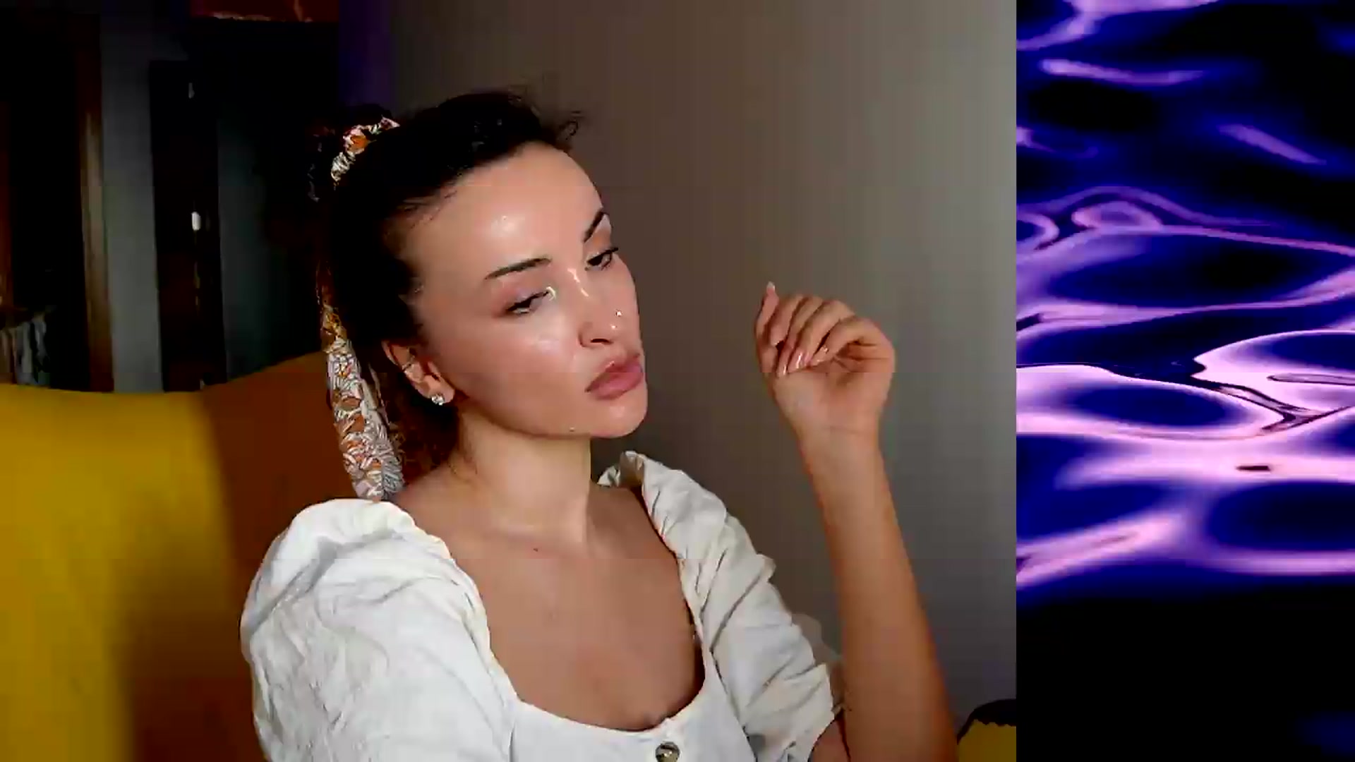 Gallery image thumbnail from AlienControl's myfreecams stream on, 08/11/2026, 14:03 image 17 of 20