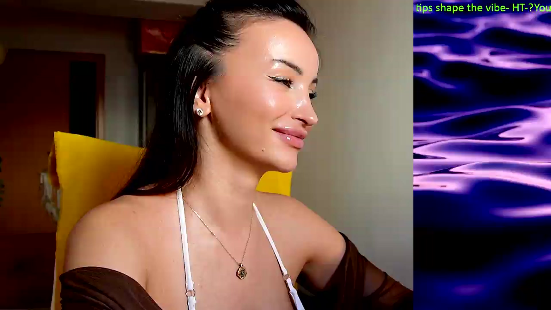 Gallery image thumbnail from AlienControl's myfreecams stream on, 08/28/2026, 13:28 image 15 of 20