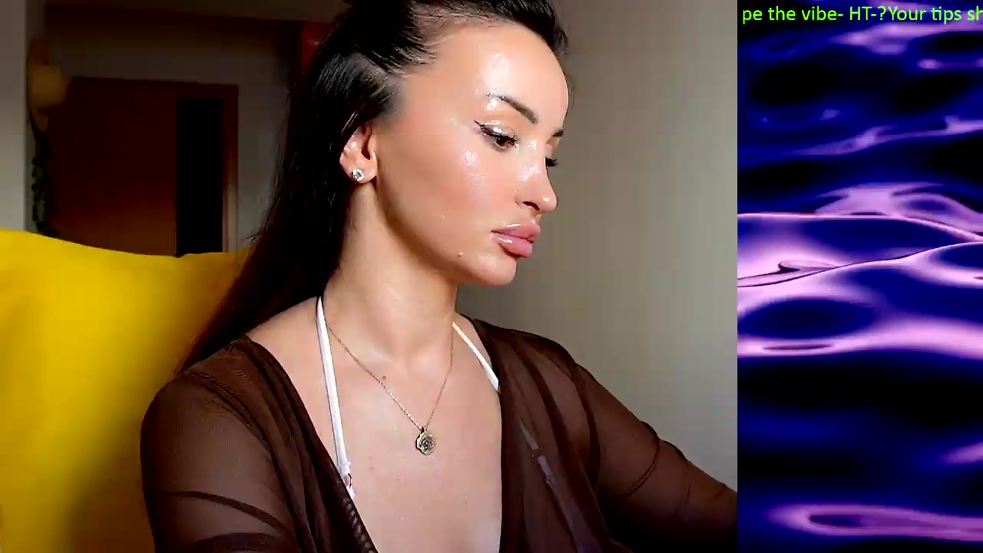 Gallery image thumbnail from AlienControl's myfreecams stream on, 08/28/2026, 13:28 image 18 of 20