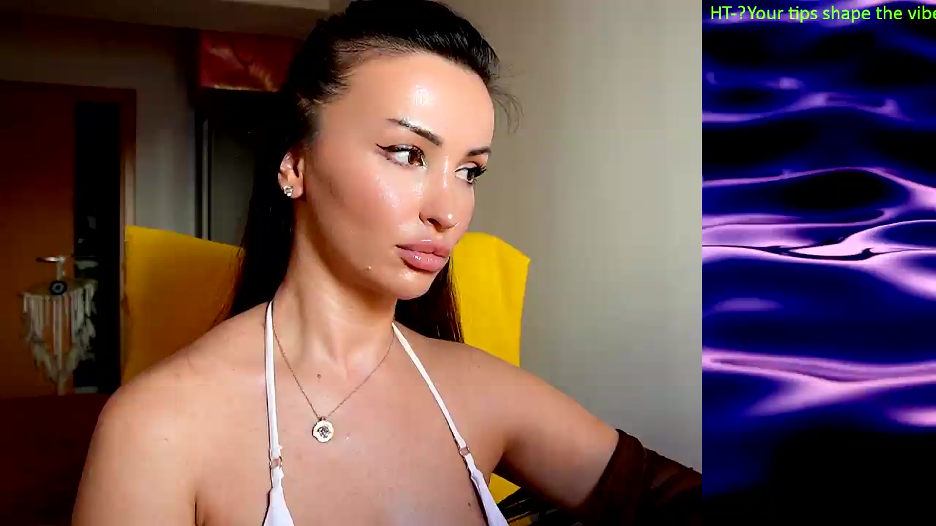 Gallery image thumbnail from AlienControl's myfreecams stream on, 08/28/2026, 13:28 image 11 of 20