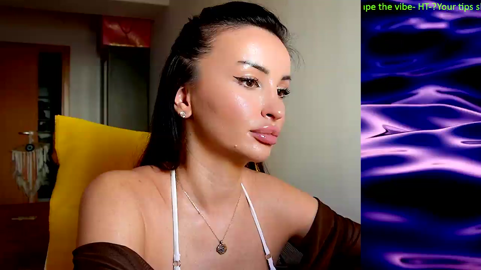 Gallery image thumbnail from AlienControl's myfreecams stream on, 08/28/2026, 13:28 image 6 of 20