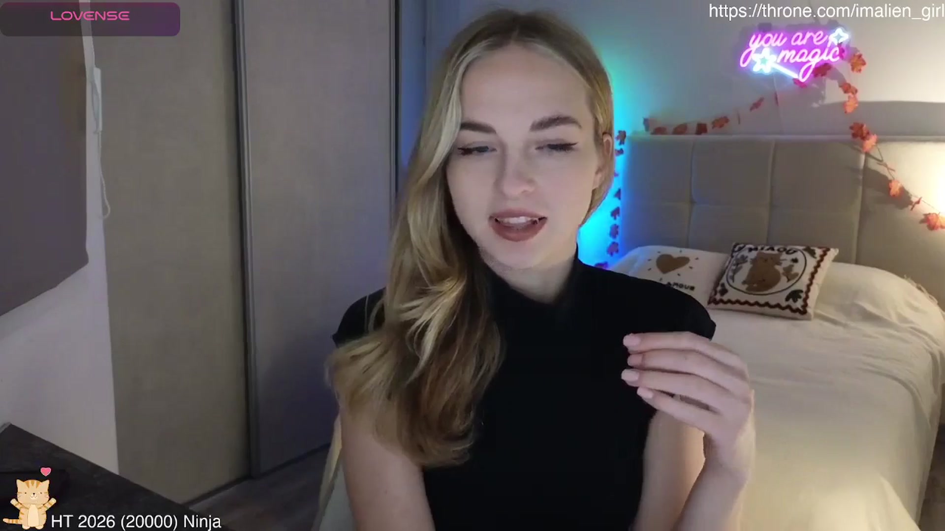 Gallery image thumbnail from AlienGirl's myfreecams stream on, 04/14/2026, 17:20 image 3 of 20