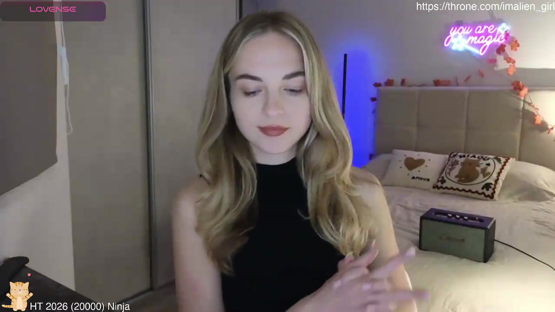 Gallery image thumbnail from AlienGirl's myfreecams stream on, 04/21/2026, 22:08 image 9 of 20