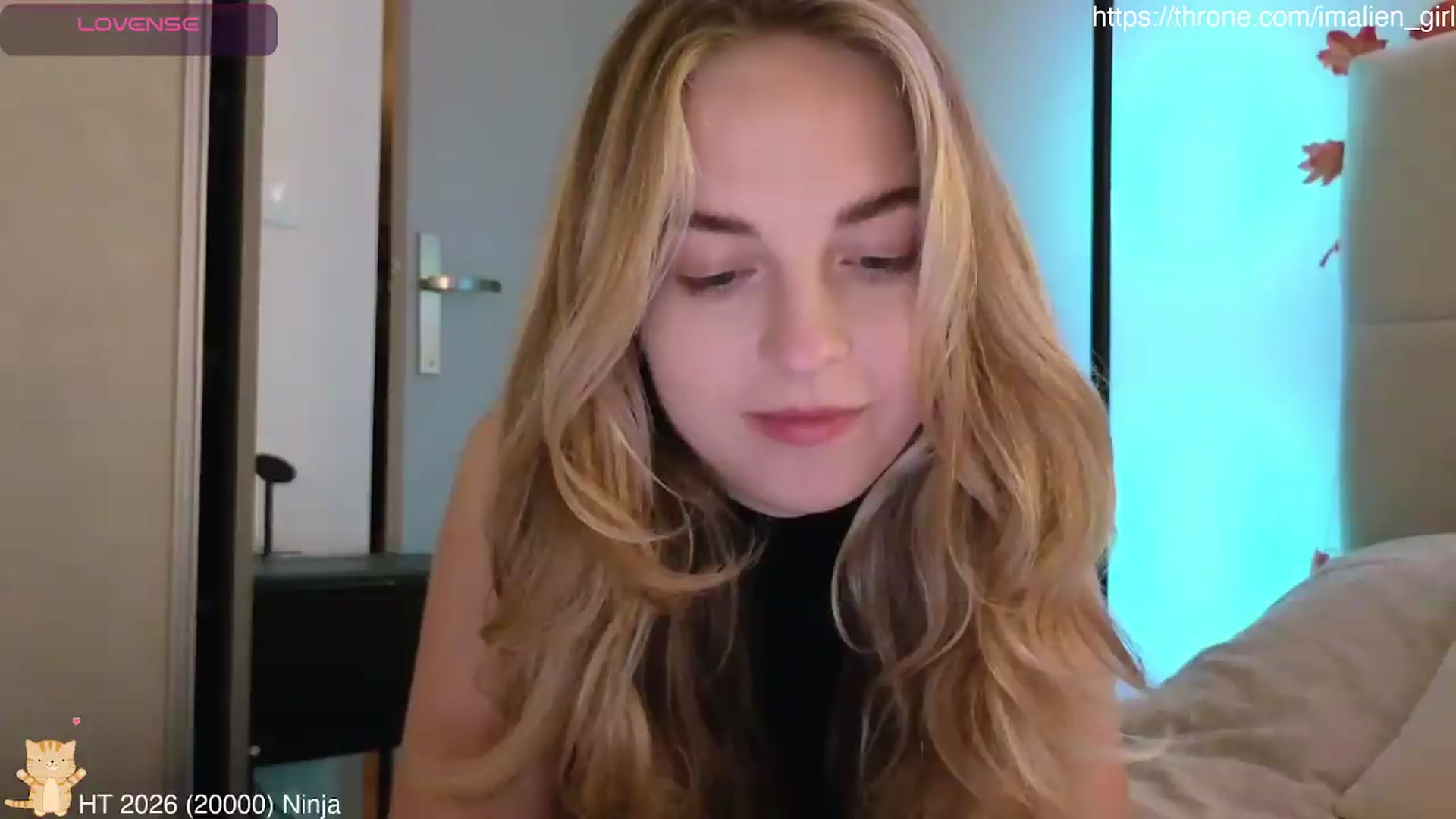 Gallery image thumbnail from AlienGirl's myfreecams stream on, 04/21/2026, 22:08 image 16 of 20