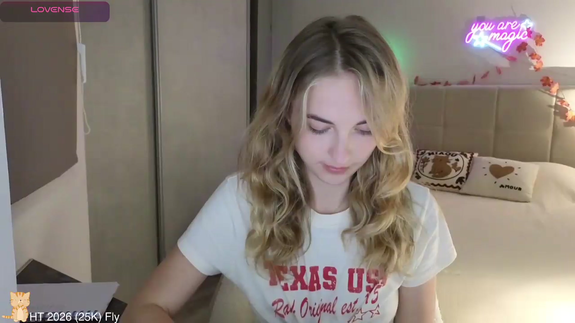 Gallery image thumbnail from AlienGirl's myfreecams stream on, 05/05/2026, 20:10 image 4 of 20