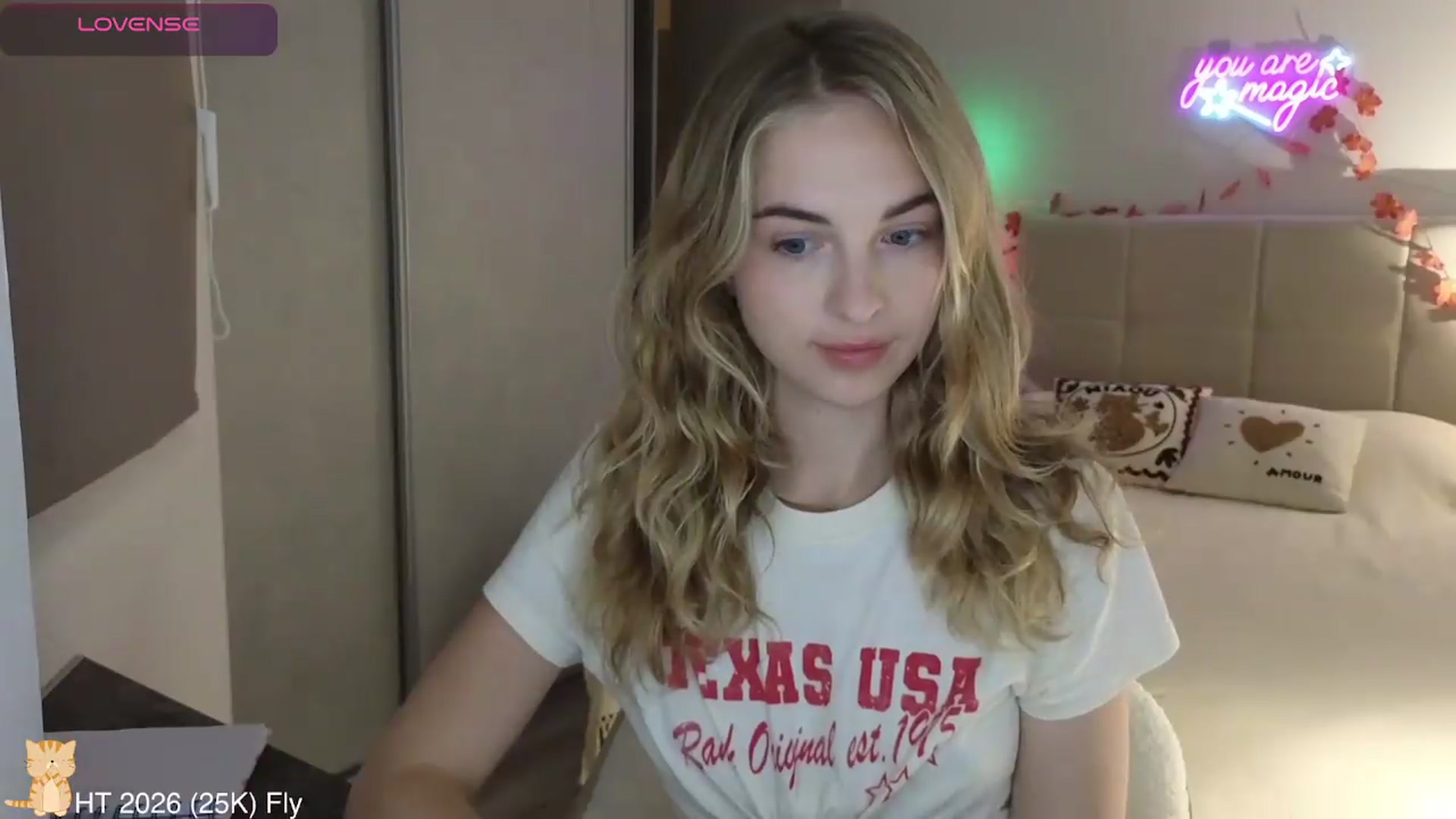 Gallery image thumbnail from AlienGirl's myfreecams stream on, 05/05/2026, 20:10 image 8 of 20