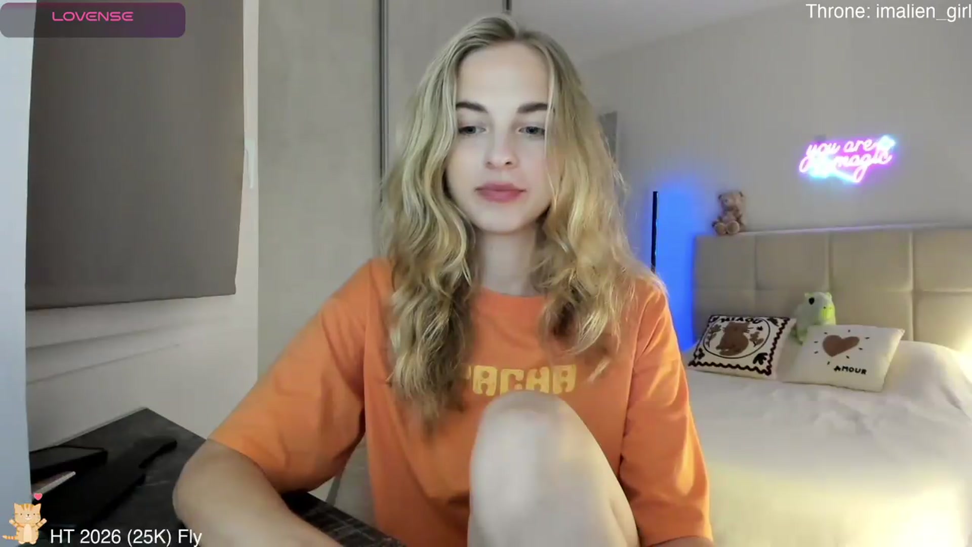 Gallery image thumbnail from AlienGirl's myfreecams stream on, 07/01/2026, 20:47 image 14 of 20