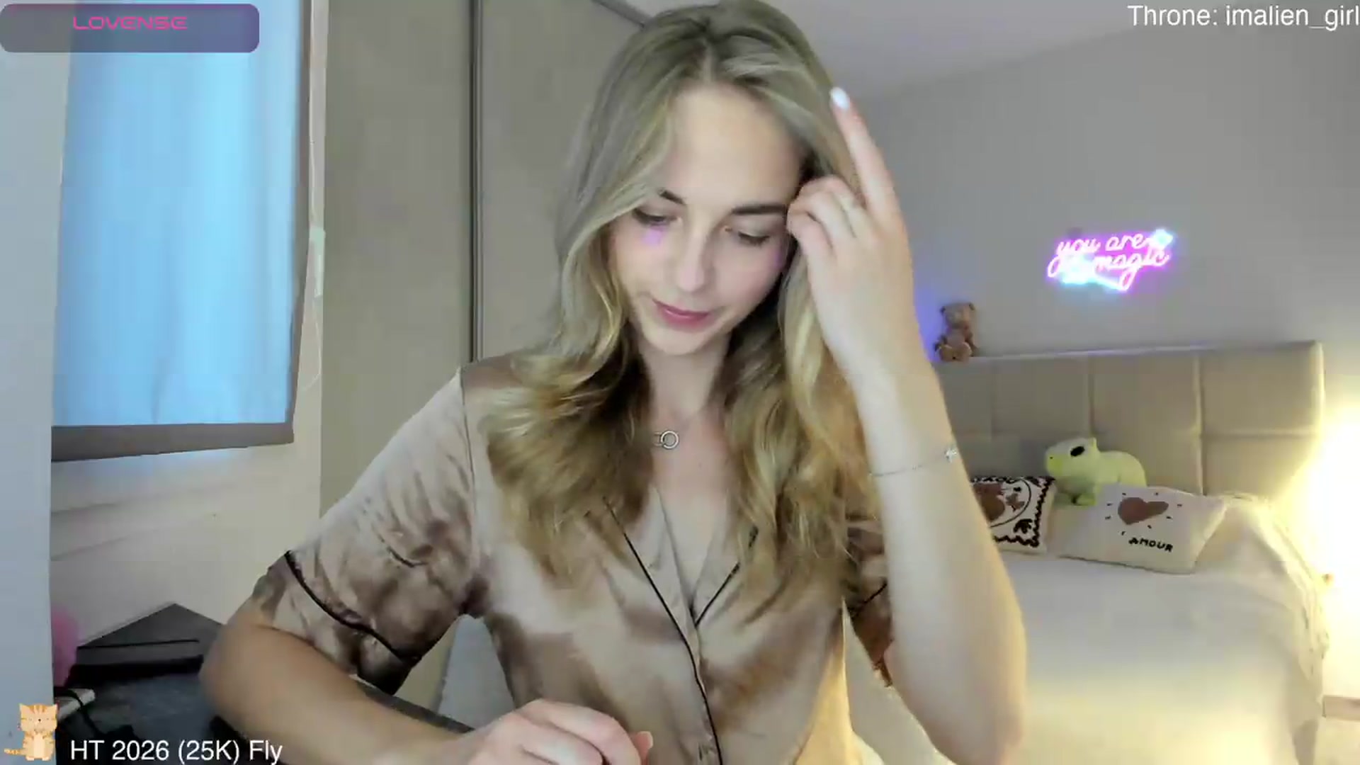 Gallery image thumbnail from AlienGirl's myfreecams stream on, 07/02/2026, 20:05 image 2 of 20