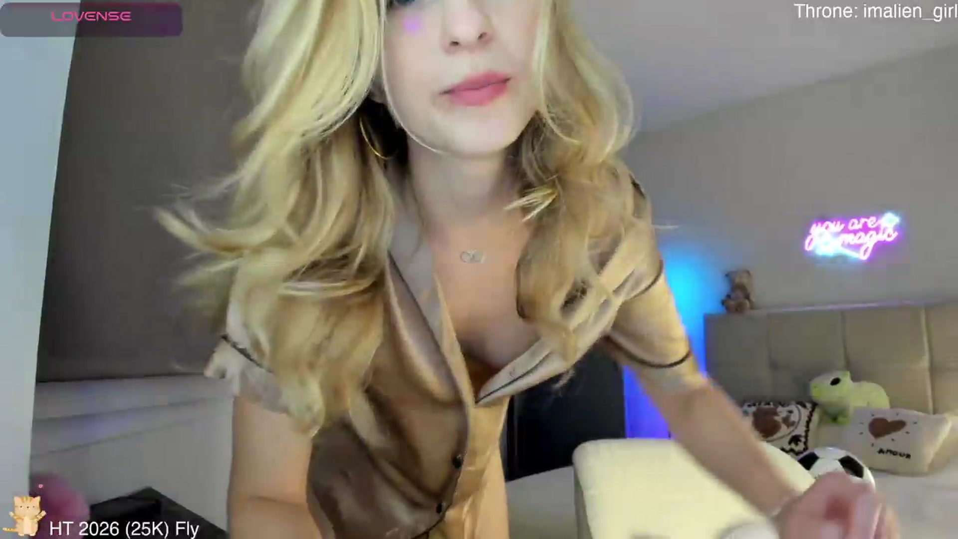 Gallery image thumbnail from AlienGirl's myfreecams stream on, 07/02/2026, 20:55 image 7 of 20