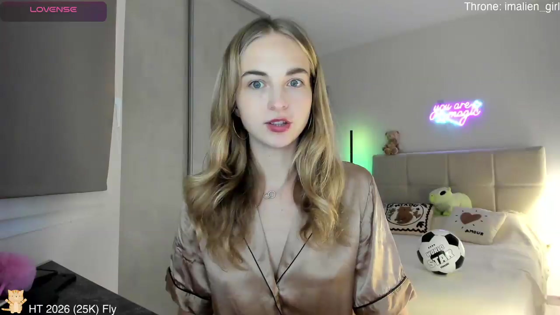 Gallery image thumbnail from AlienGirl's myfreecams stream on, 07/02/2026, 22:05 image 17 of 20