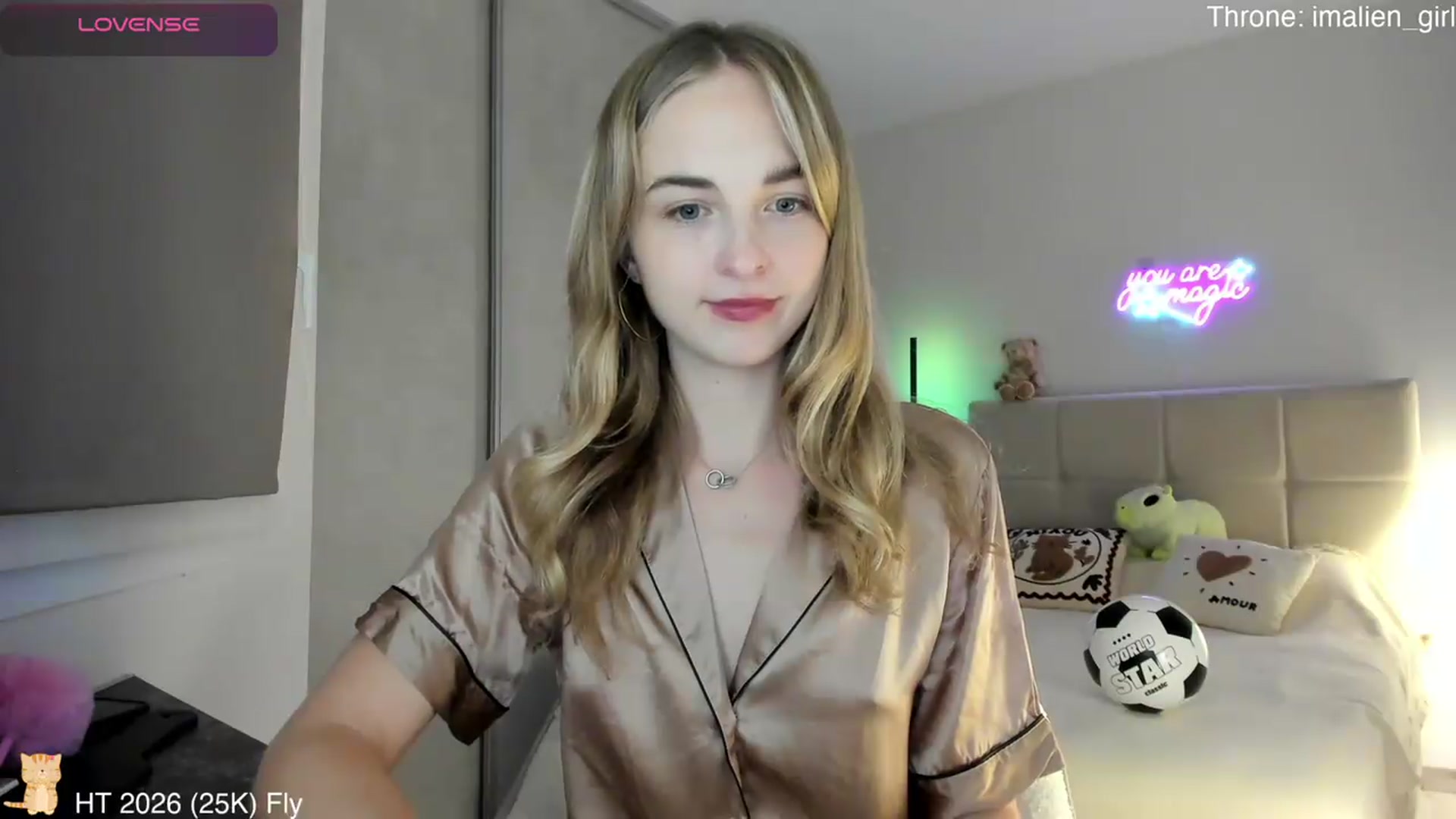 Gallery image thumbnail from AlienGirl's myfreecams stream on, 07/02/2026, 22:05 image 14 of 20