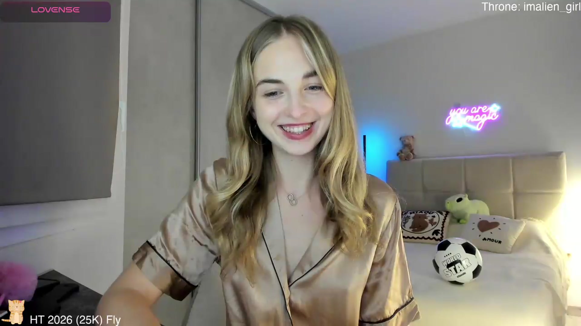 Gallery image thumbnail from AlienGirl's myfreecams stream on, 07/02/2026, 22:05 image 16 of 20