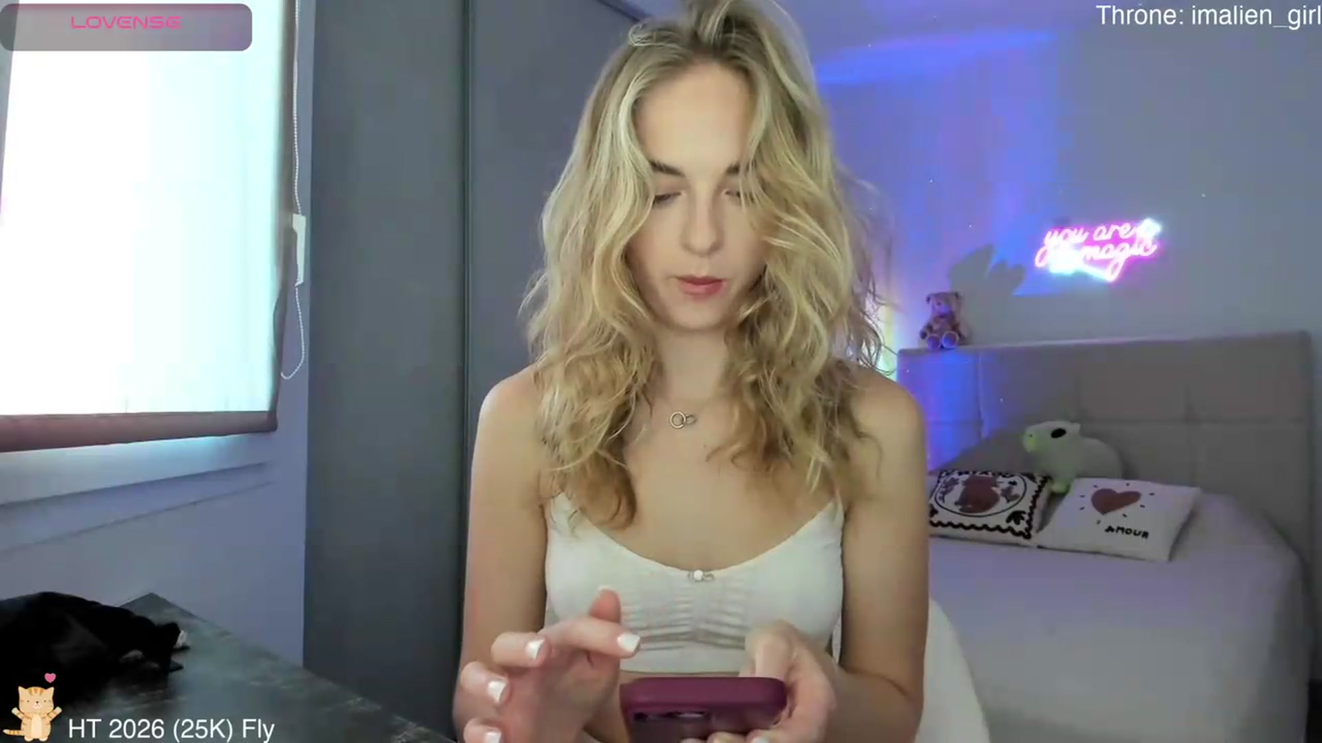 Gallery image thumbnail from AlienGirl's myfreecams stream on, 07/04/2026, 08:50 image 16 of 20