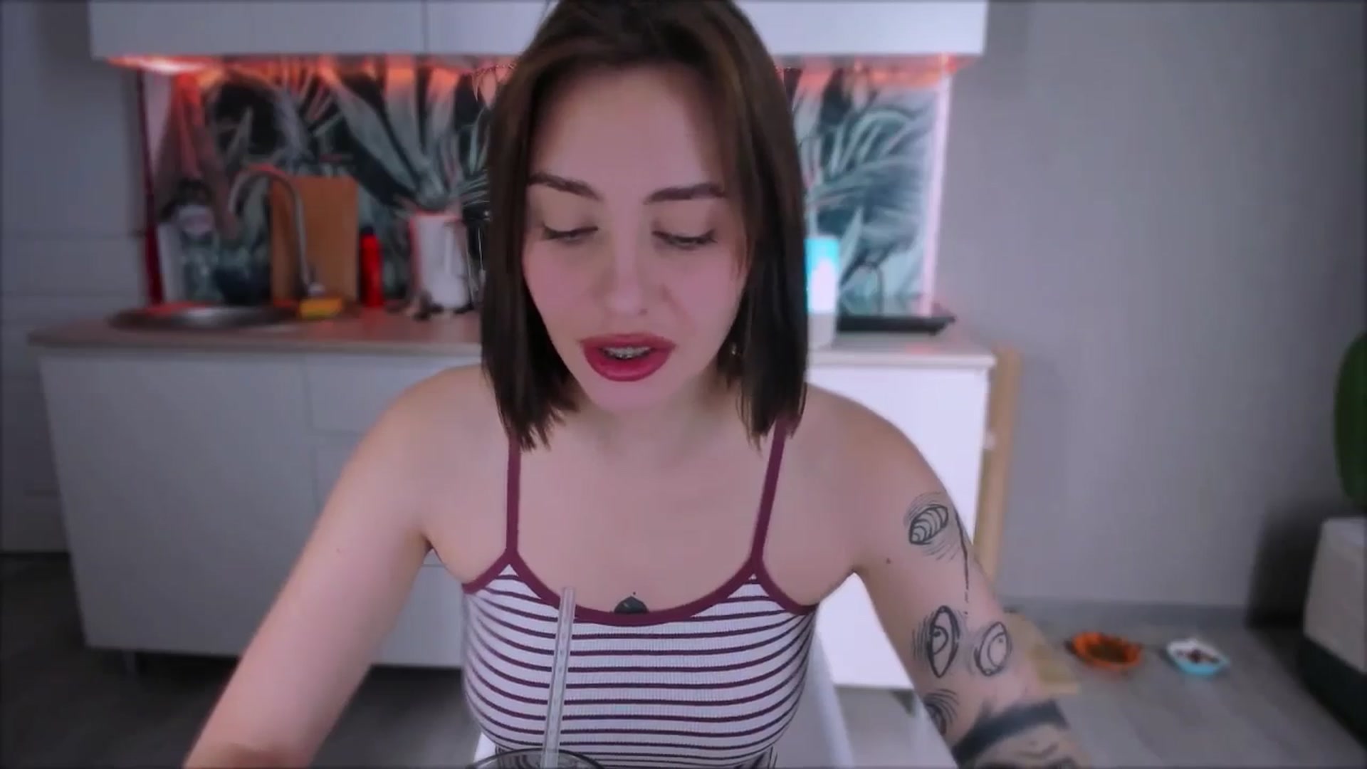 Gallery image thumbnail from Alien_Eva's myfreecams stream on, 08/29/2024, 01:30 image 19 of 20