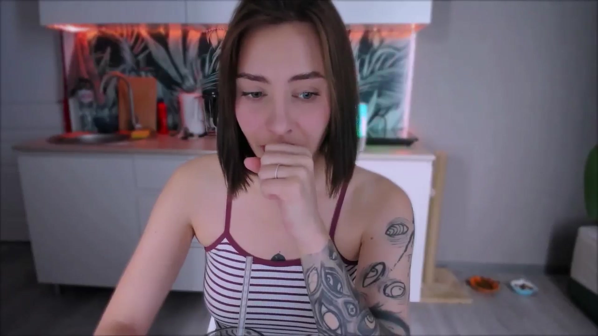 Gallery image thumbnail from Alien_Eva's myfreecams stream on, 08/29/2024, 01:30 image 15 of 20