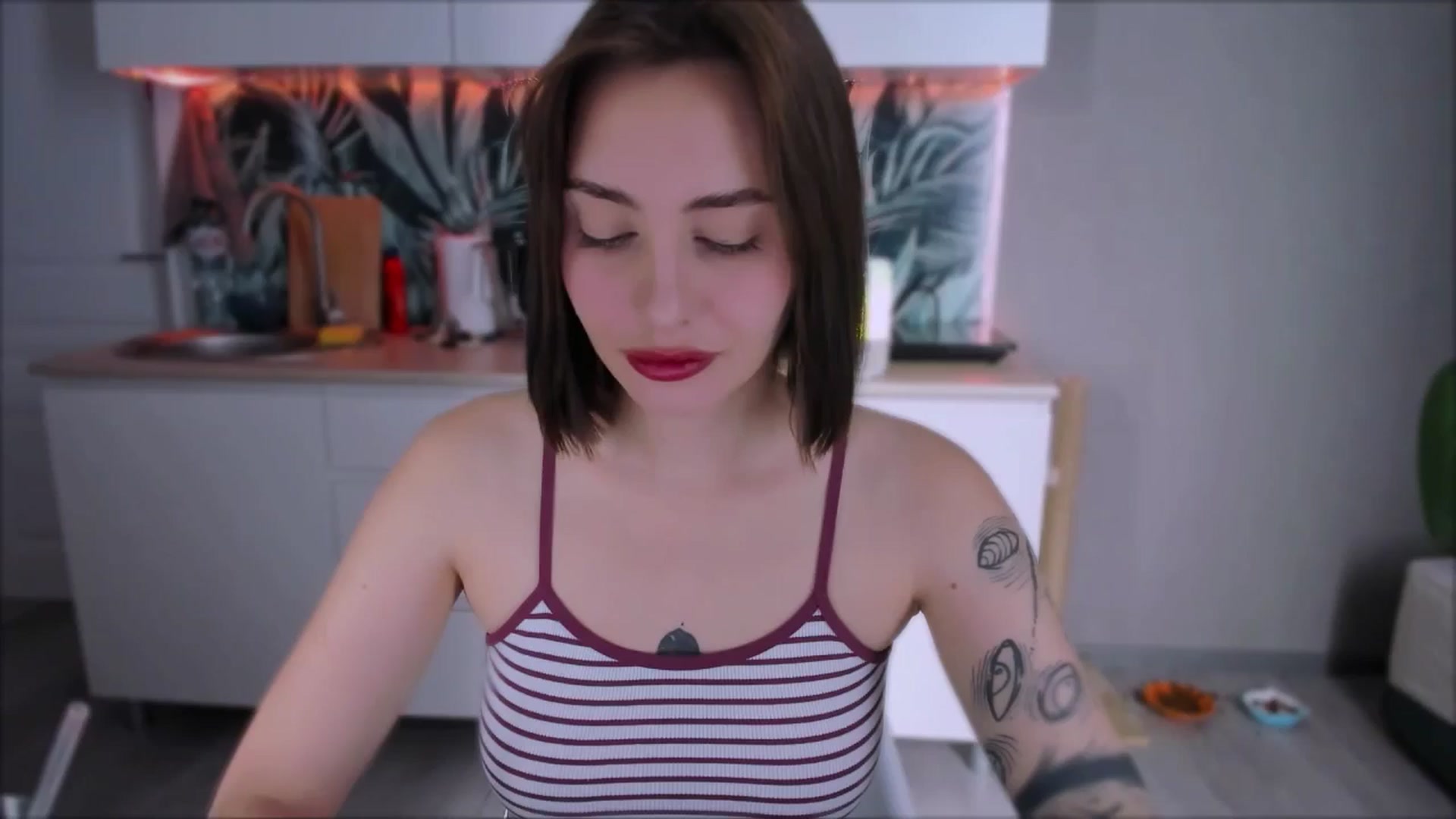 Gallery image thumbnail from Alien_Eva's myfreecams stream on, 08/29/2024, 02:54 image 8 of 20