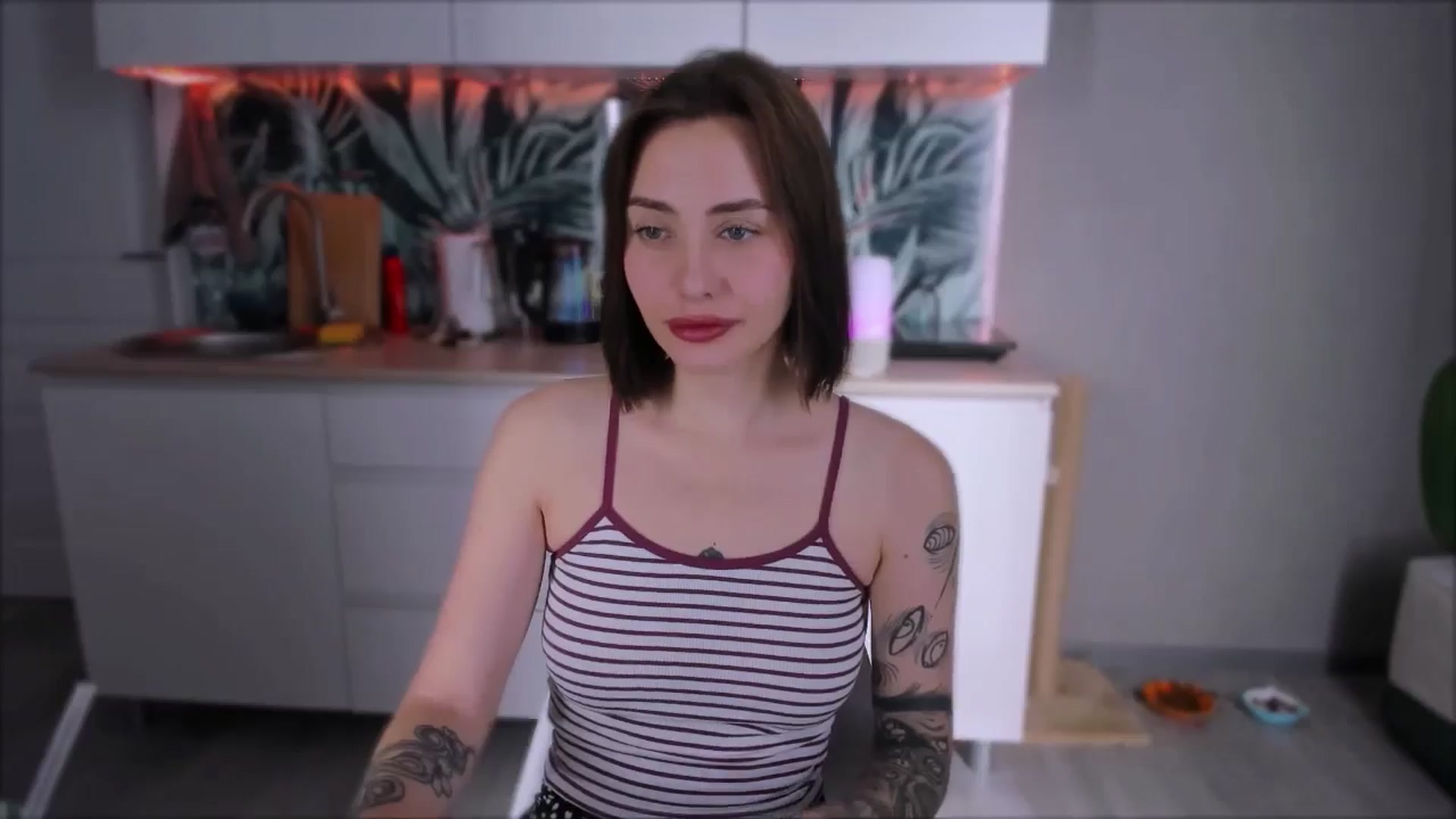 Gallery image thumbnail from Alien_Eva's myfreecams stream on, 08/29/2024, 02:54 image 2 of 20