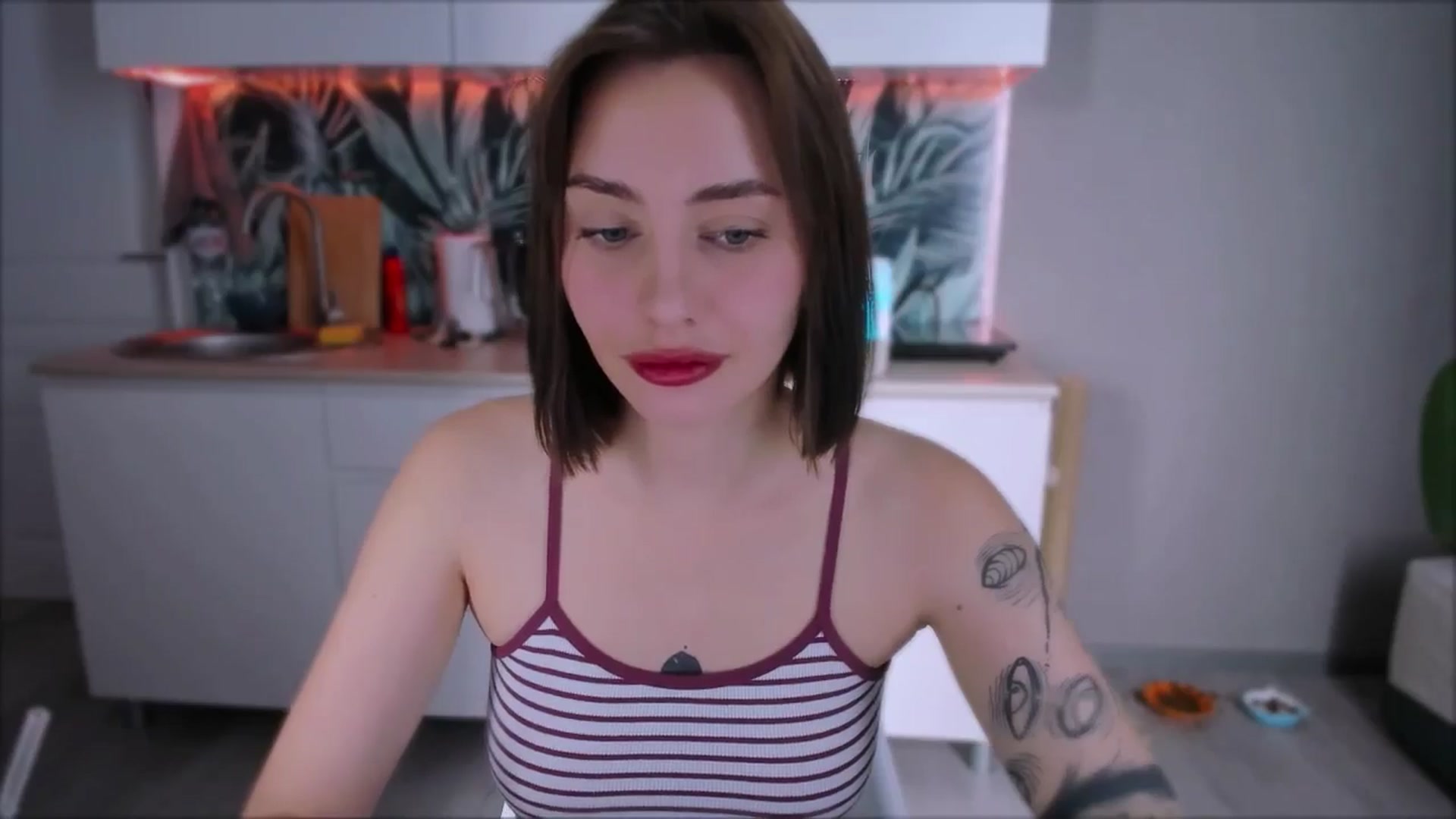 Gallery image thumbnail from Alien_Eva's myfreecams stream on, 08/29/2024, 02:54 image 5 of 20