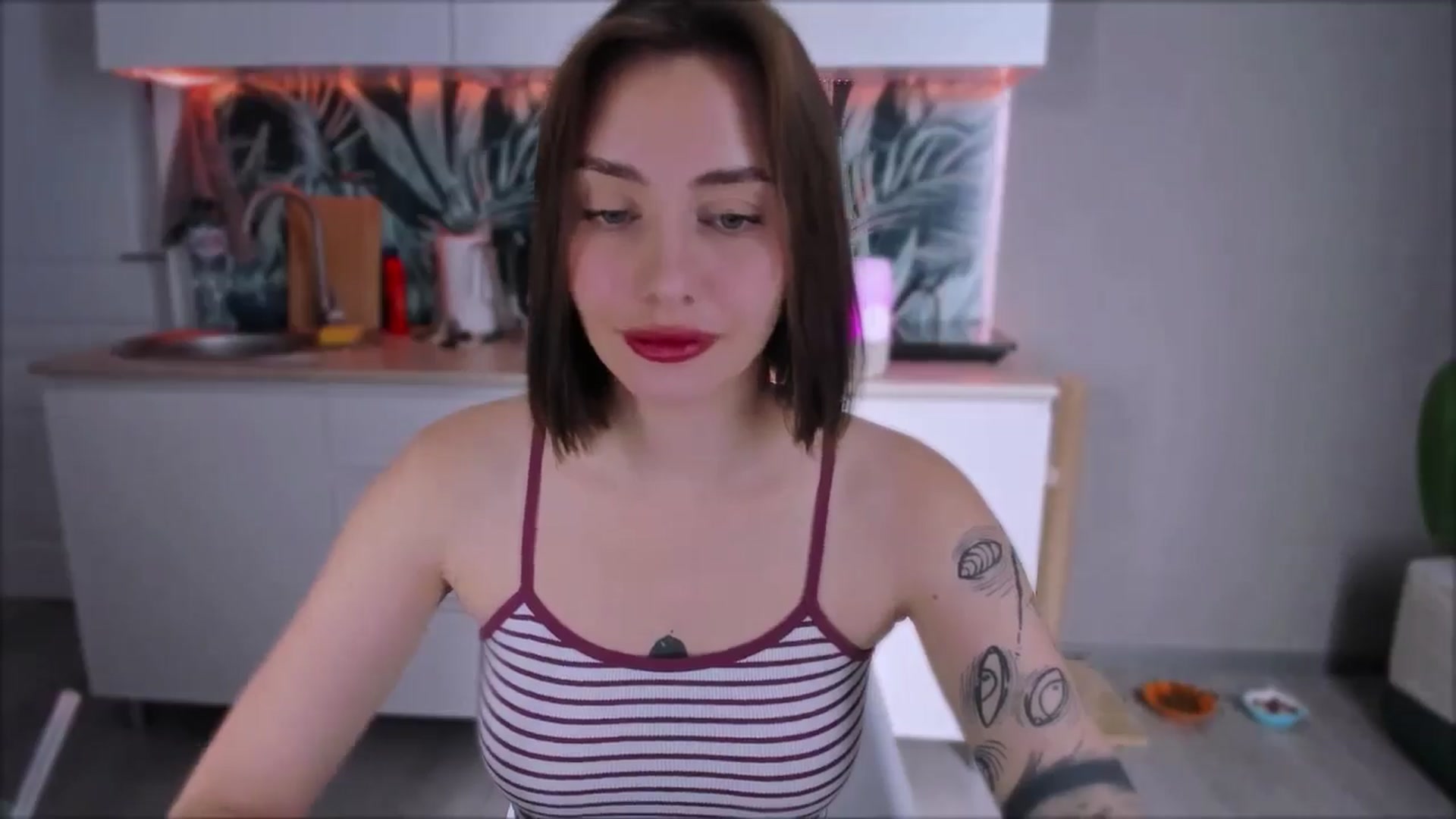 Gallery image thumbnail from Alien_Eva's myfreecams stream on, 08/29/2024, 02:54 image 13 of 20