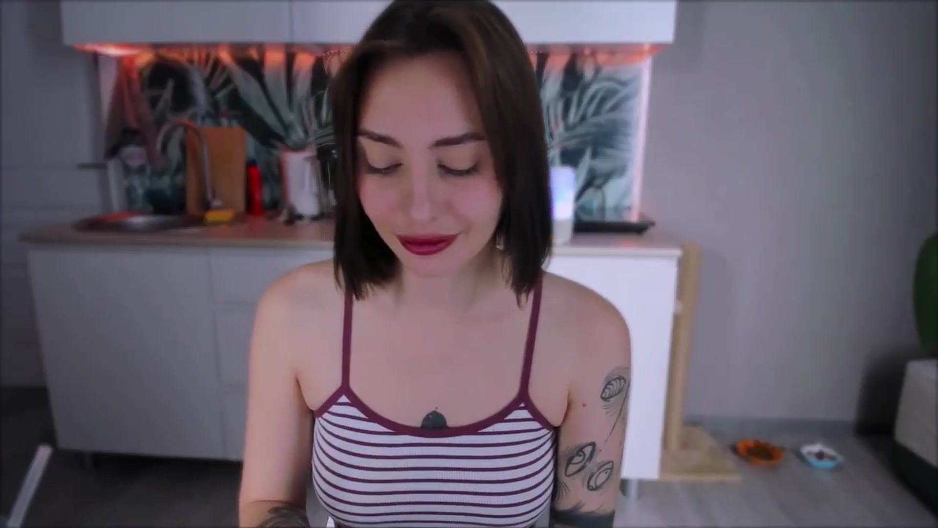 Gallery image thumbnail from Alien_Eva's myfreecams stream on, 08/29/2024, 02:54 image 14 of 20