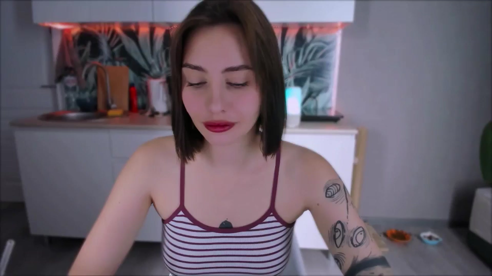 Gallery image thumbnail from Alien_Eva's myfreecams stream on, 08/29/2024, 02:54 image 6 of 20