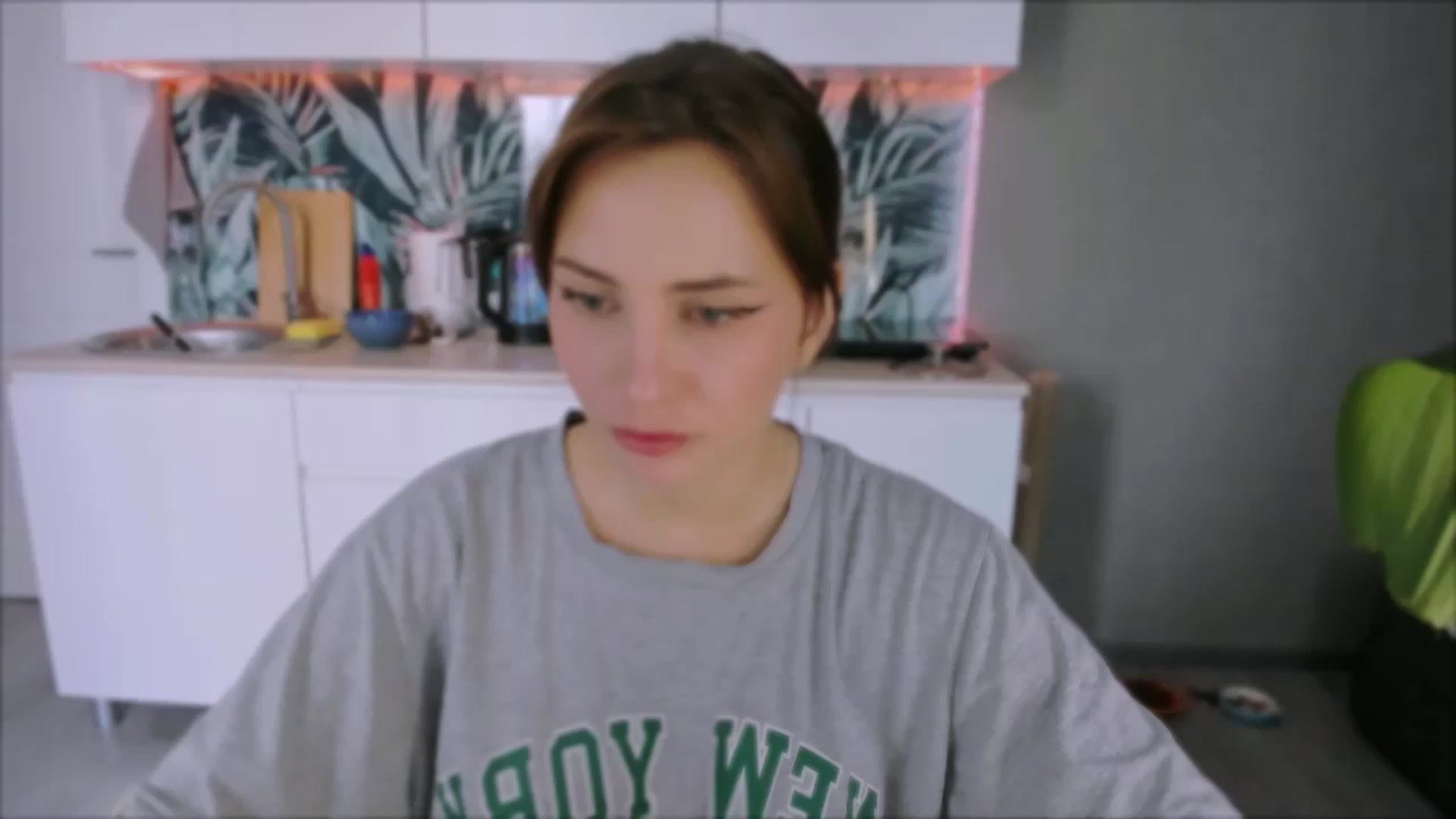 Gallery image thumbnail from Alien_Eva's myfreecams stream on, 08/30/2024, 06:44 image 8 of 20