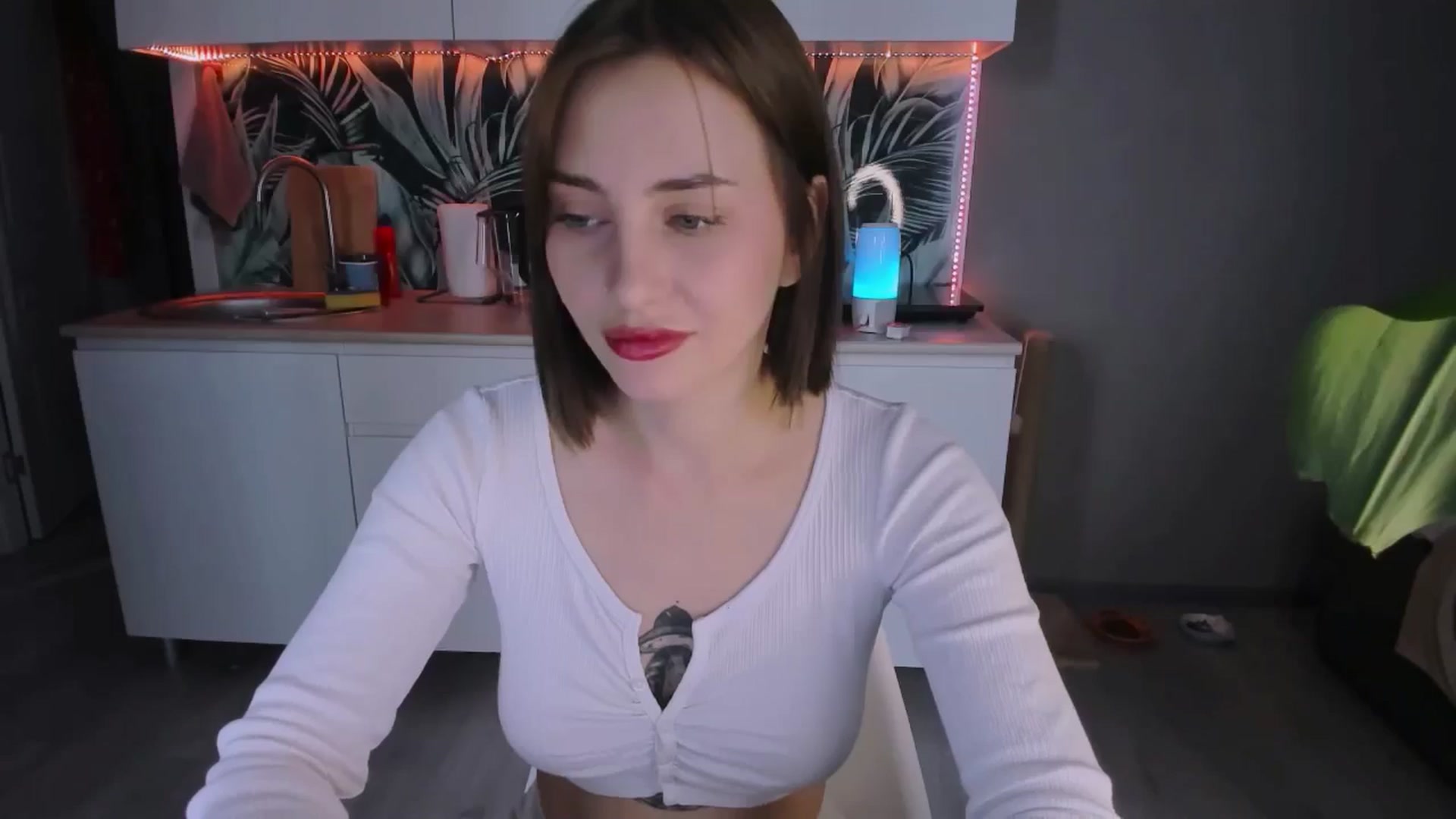 Gallery image thumbnail from Alien_Eva's myfreecams stream on, 09/02/2024, 05:14 image 13 of 20