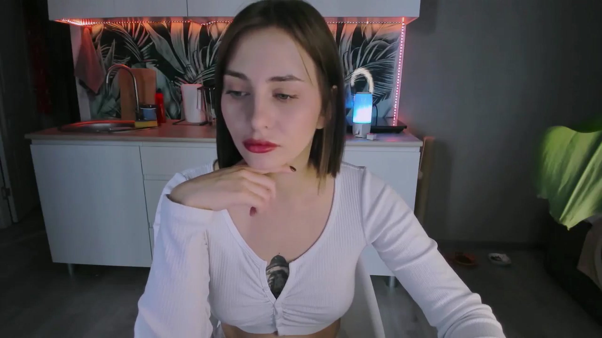 Gallery image thumbnail from Alien_Eva's myfreecams stream on, 09/02/2024, 05:14 image 16 of 20