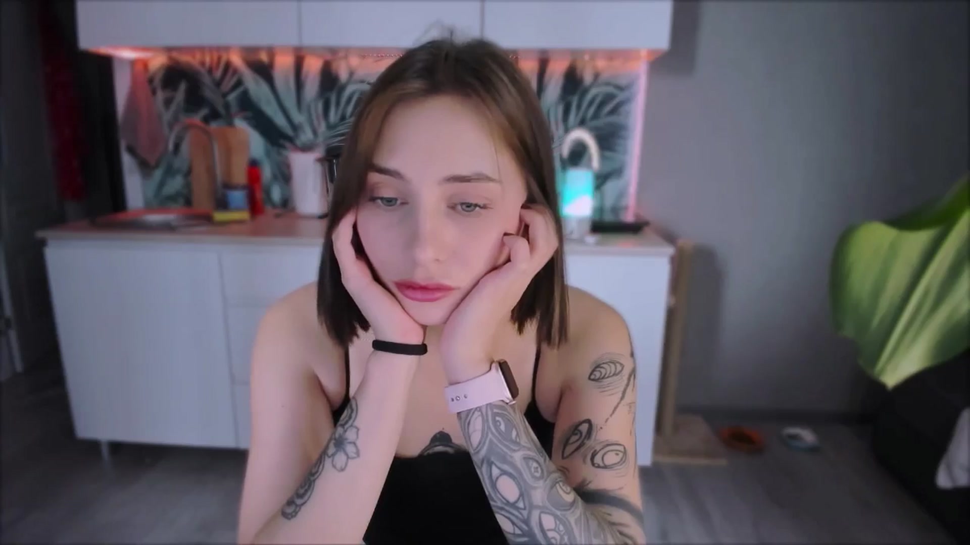 Gallery image thumbnail from Alien_Eva's myfreecams stream on, 09/02/2024, 06:43 image 13 of 20