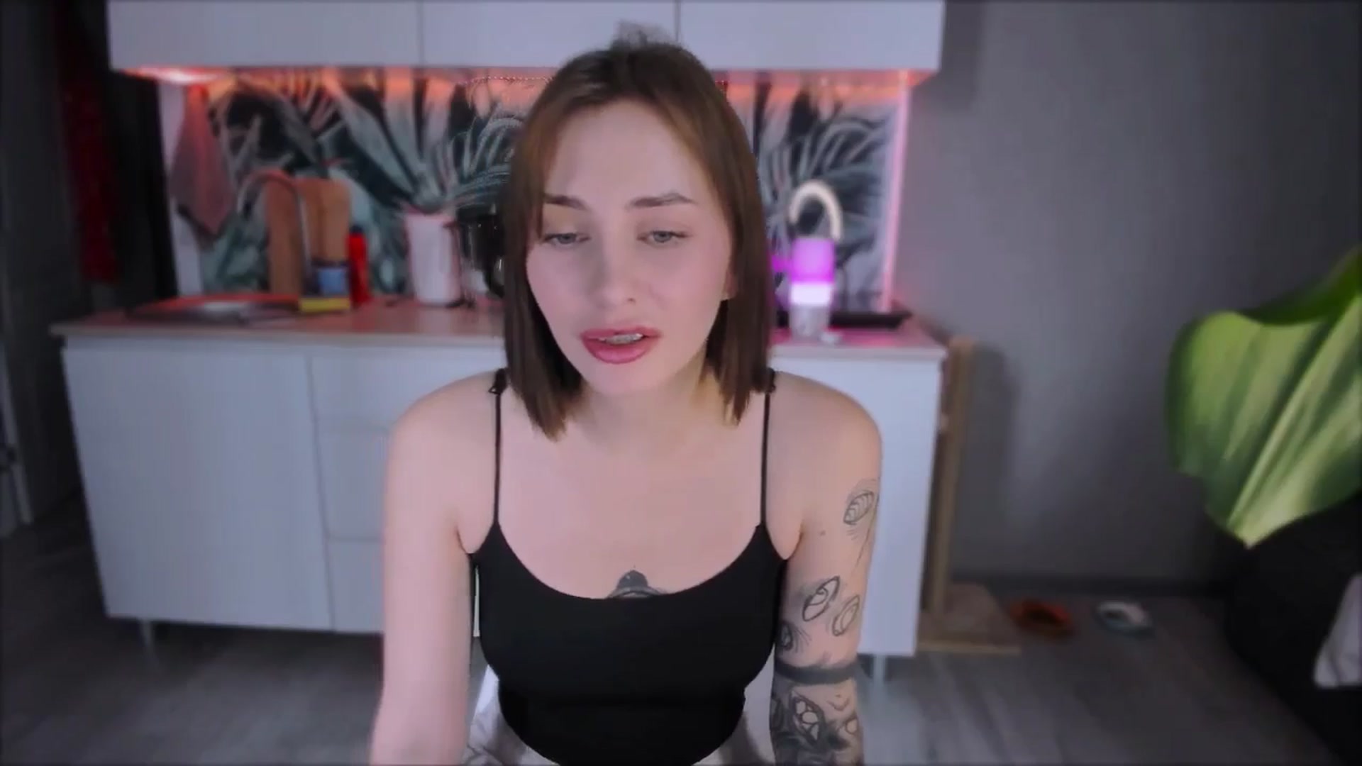 Gallery image thumbnail from Alien_Eva's myfreecams stream on, 09/02/2024, 06:43 image 7 of 20