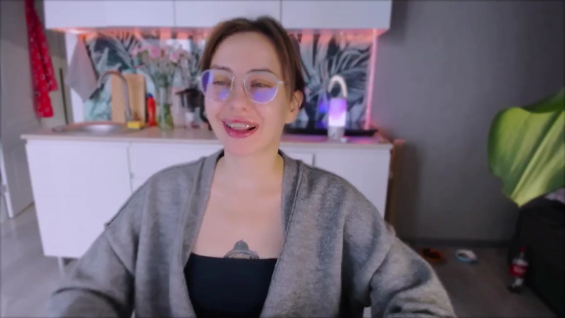 Gallery image thumbnail from Alien_Eva's myfreecams stream on, 09/03/2024, 02:34 image 8 of 20