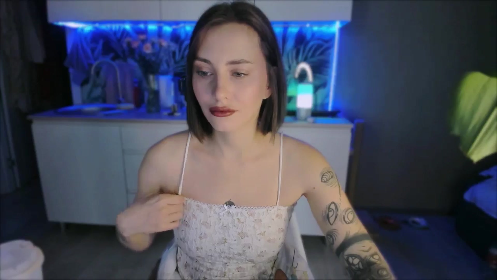 Gallery image thumbnail from Alien_Eva's myfreecams stream on, 09/04/2024, 02:47 image 9 of 20