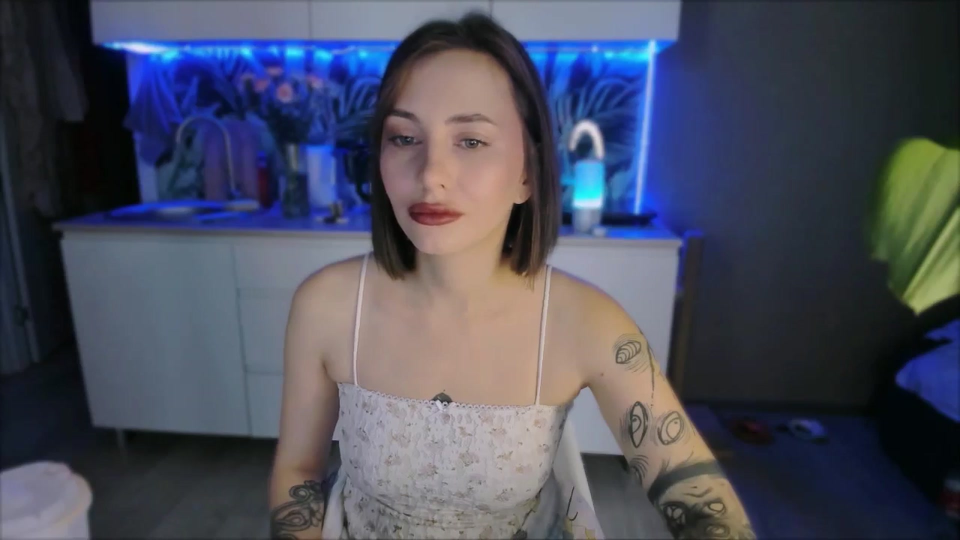 Gallery image thumbnail from Alien_Eva's myfreecams stream on, 09/04/2024, 02:47 image 14 of 20