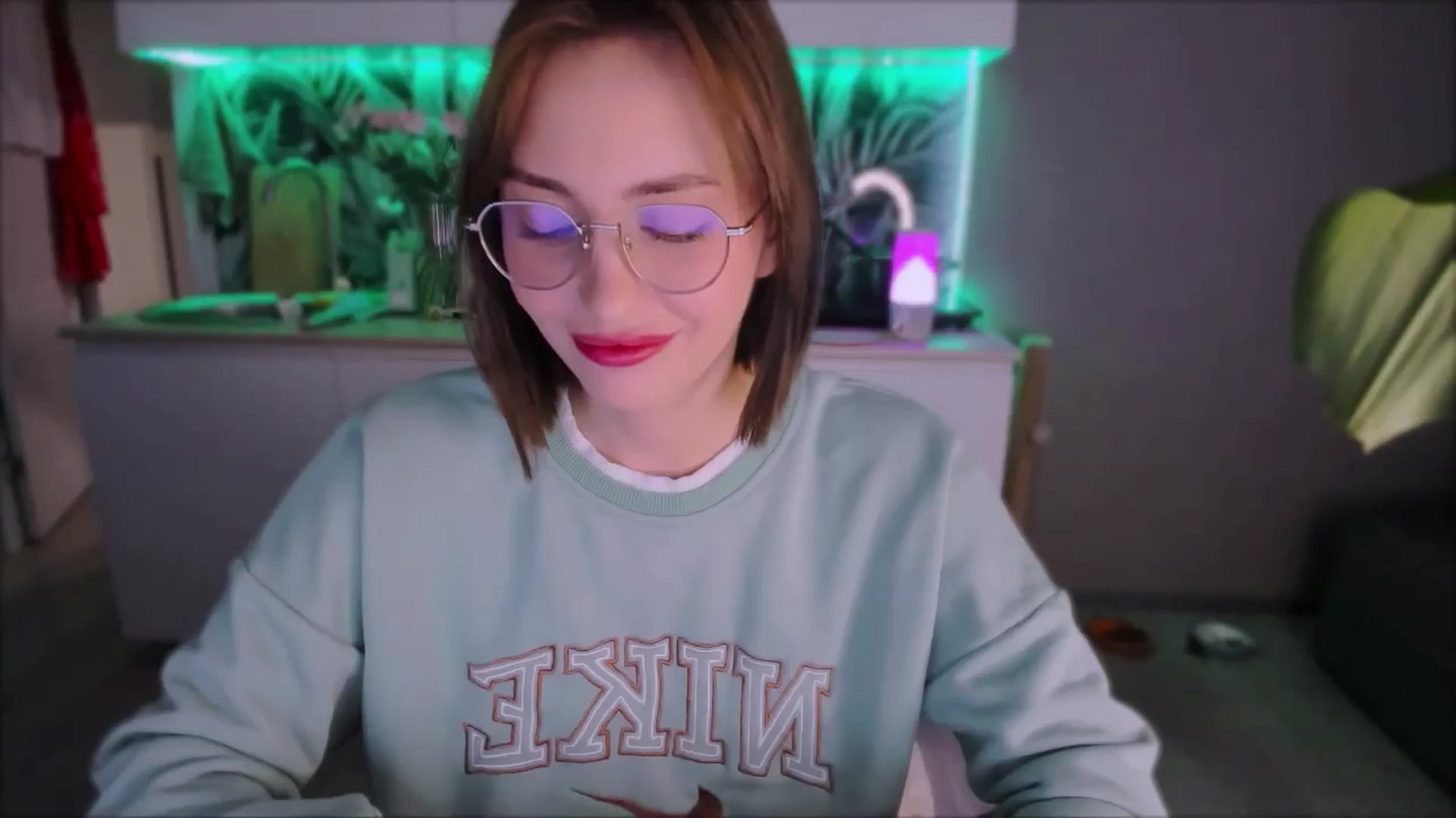 Gallery image thumbnail from Alien_Eva's myfreecams stream on, 09/09/2024, 06:36 image 19 of 20
