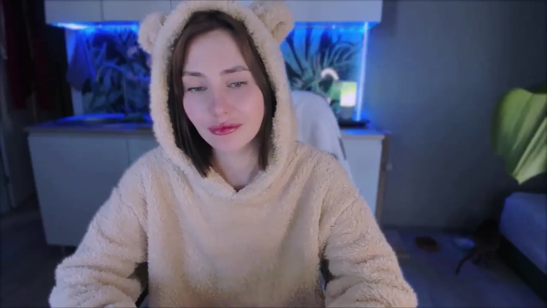 Gallery image thumbnail from Alien_Eva's myfreecams stream on, 09/11/2024, 06:20 image 2 of 20