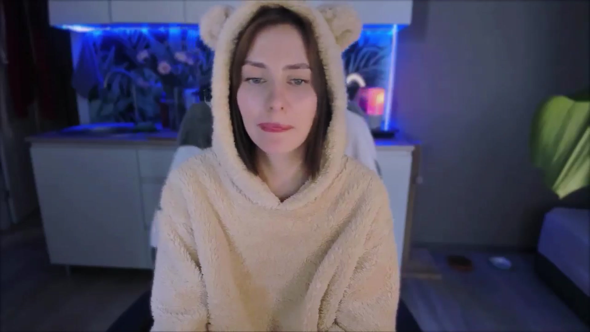 Gallery image thumbnail from Alien_Eva's myfreecams stream on, 09/11/2024, 06:20 image 5 of 20