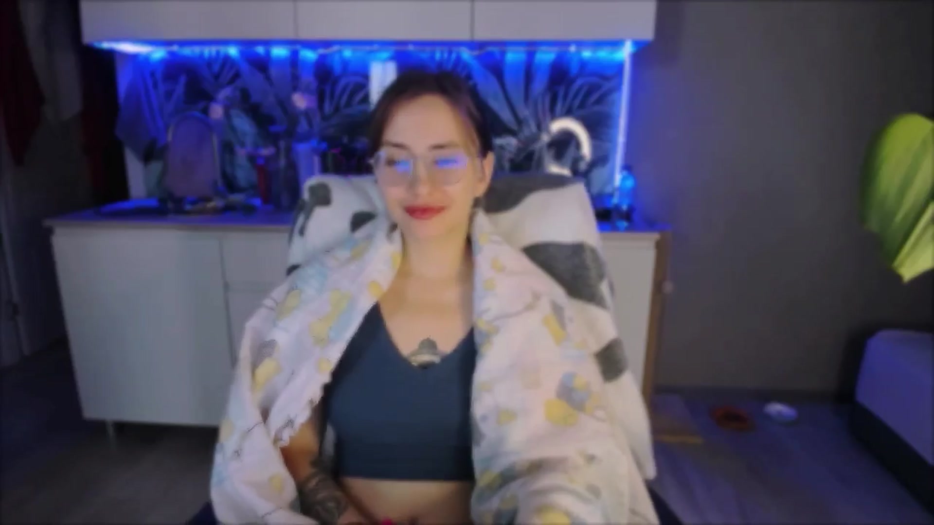 Gallery image thumbnail from Alien_Eva's myfreecams stream on, 09/13/2024, 13:04 image 15 of 20