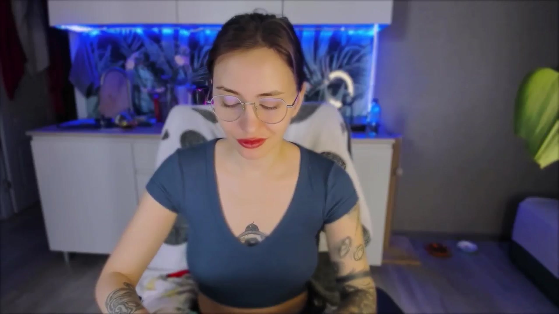 Gallery image thumbnail from Alien_Eva's myfreecams stream on, 09/13/2024, 13:04 image 6 of 20