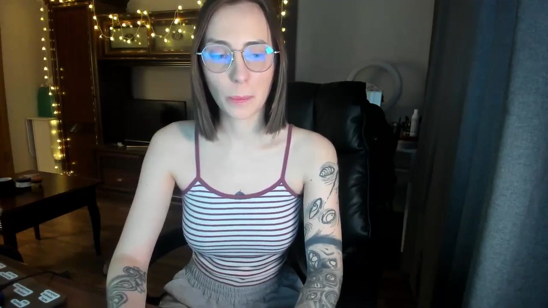 Gallery image thumbnail from Alien_Eva's myfreecams stream on, 02/13/2025, 02:17 image 17 of 20