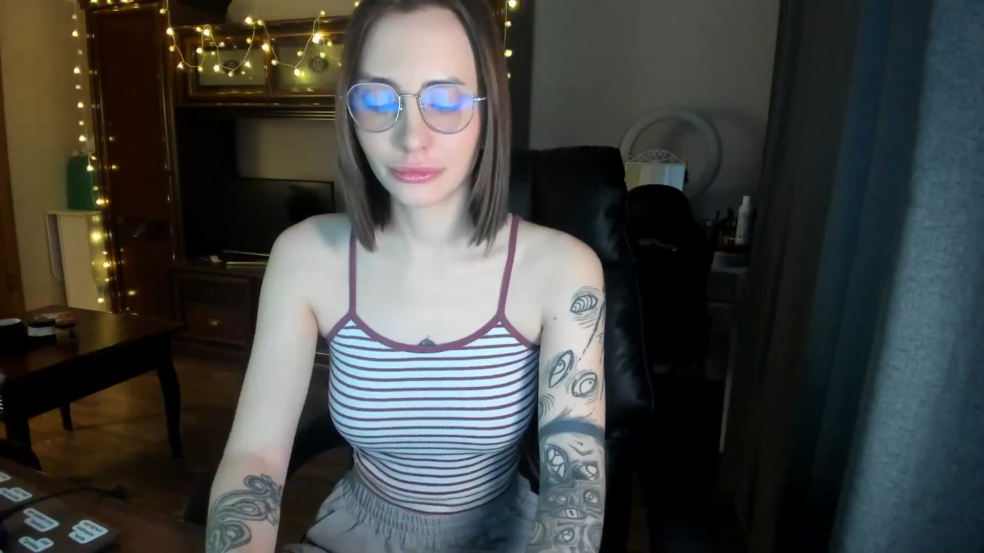 Gallery image thumbnail from Alien_Eva's myfreecams stream on, 02/13/2025, 02:17 image 11 of 20